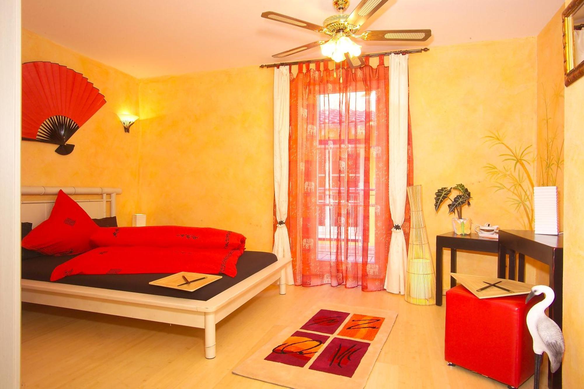 Cleo'S Hotel Kallstadt Phòng bức ảnh