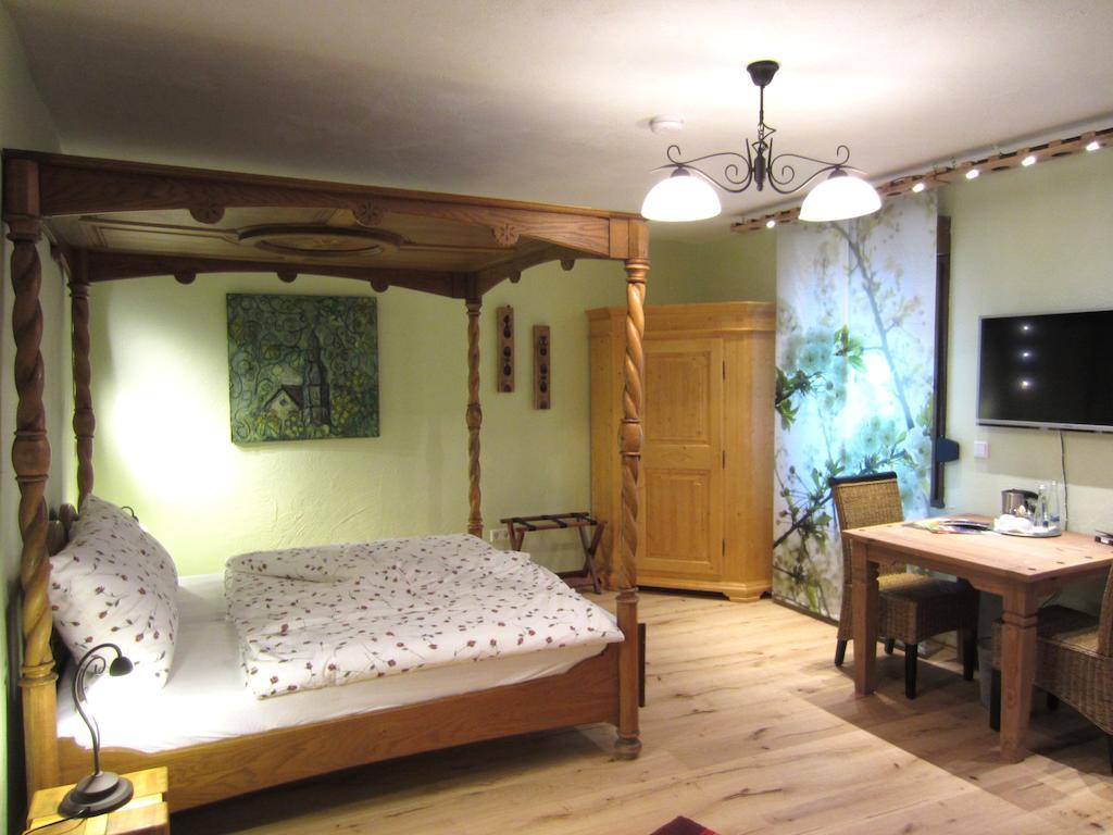 Cleo'S Hotel Kallstadt Phòng bức ảnh