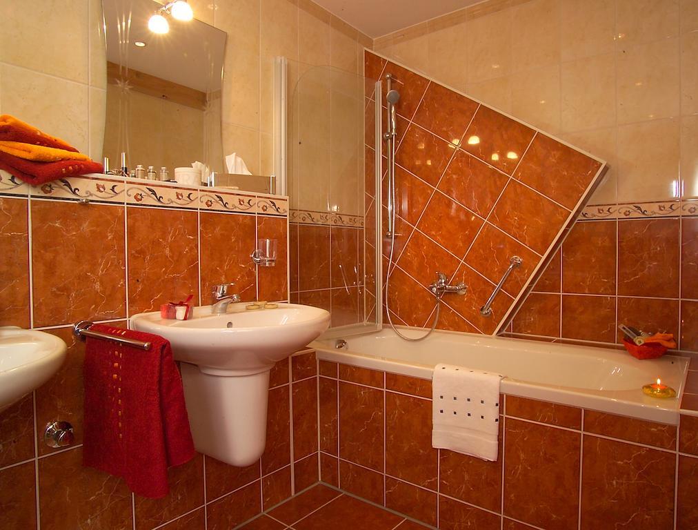 Cleo'S Hotel Kallstadt Phòng bức ảnh