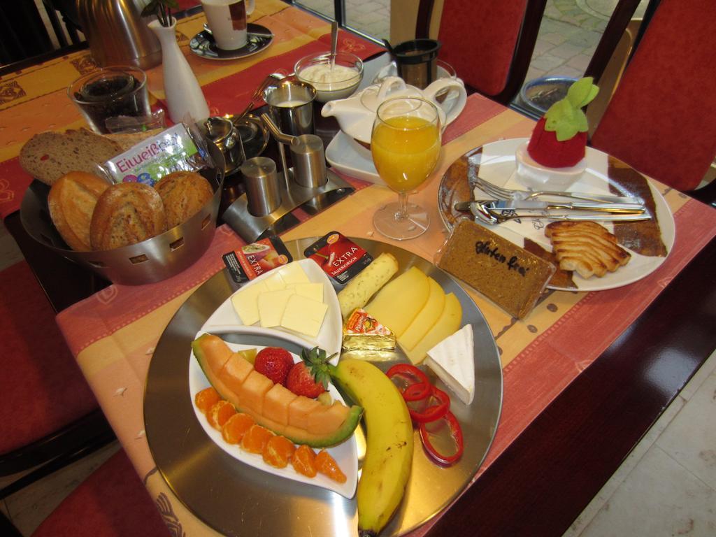 Cleo'S Hotel Kallstadt Ngoại thất bức ảnh