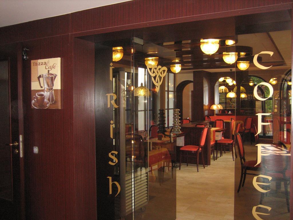 Cleo'S Hotel Kallstadt Ngoại thất bức ảnh